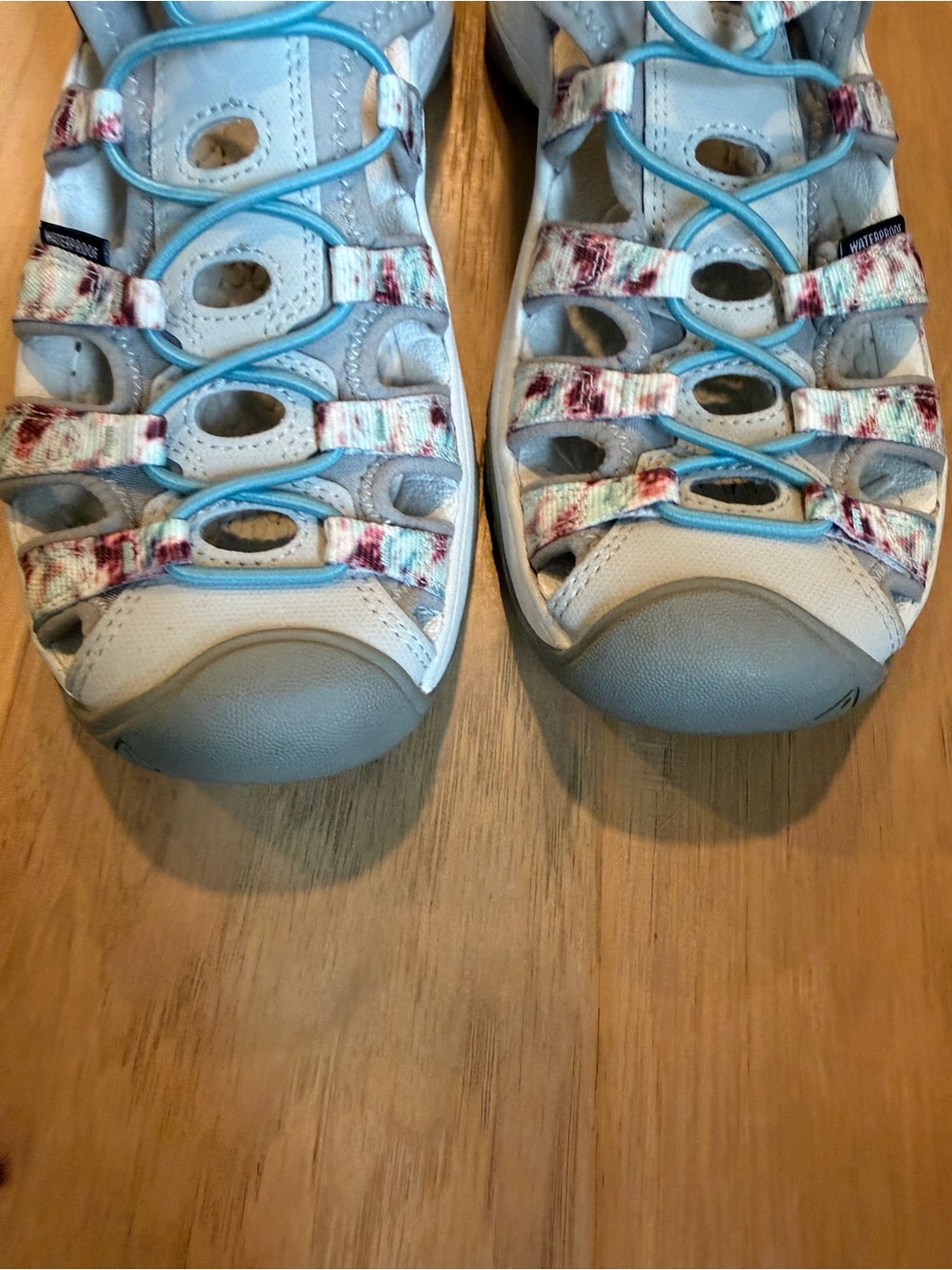 Keen Women's Astoria West Sandals in the Vapor/Porcelain floral colorway size 7 - Picture 5 of 7